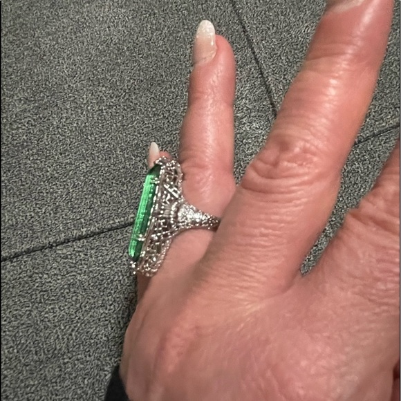 New Gorgeous Boho Vintage Look Sterling Silver Emerald Ring - Picture 7 of 7
